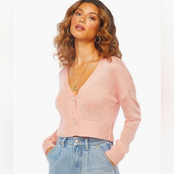 JustFab Sweaters - NWOT JustFab Cropped Knit Cardigan